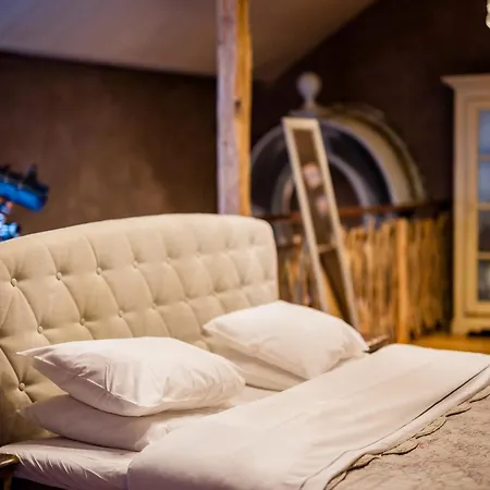 Chill&out Et Wellness Apartment Aye